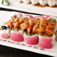 I-sushi inside