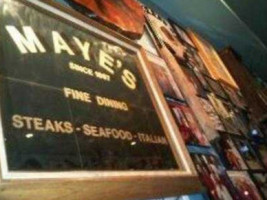 Mayes Oyster House food
