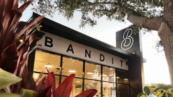 Bandit Coffee Co. outside