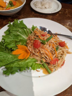 Jhanjay Vegetarian Thai Cuisine inside