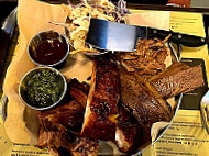 That's Amore Barbecue food