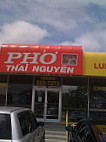 Pho Thai Nguyen outside