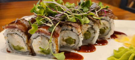 Kelp Sushi Joint food