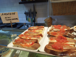 Taberna La Zarzamora food