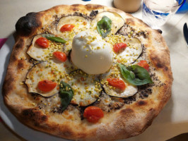 L'archetto Pizzeria food