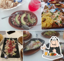 El Buzo Seafood And Beer food