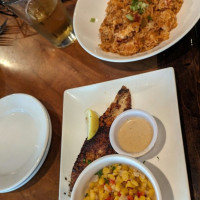Harry's Seafood And Grille food