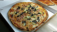 Pizzeria Da Enzo Con Forno A Legna food