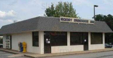 Hickory Smokehouse Bbq outside