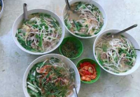 Pho Bo Tu Lun food