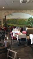 Le Bistrot des Rives food