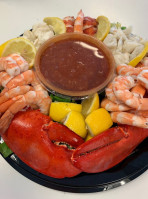 Marty&#x27;s Gourmet Seafood food