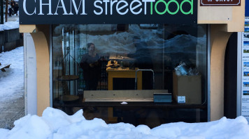 Cham’ Streetfood food