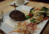 Vanh Dy's Asian Steak Lounge food