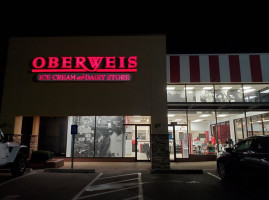 Oberweis Ice Cream Dairy Store outside