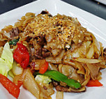 Kanok Thai Bistro food