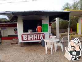 Tacos De Birria “rita Dindin” outside