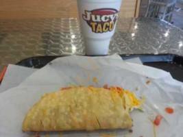 Jucys Taco #10 food