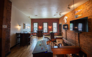 Granfalloons Tavern inside
