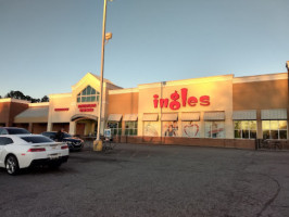 Ingles Market outside