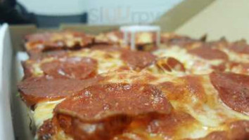 Jet's Pizza food