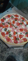 David Cheta's Y Pizza food