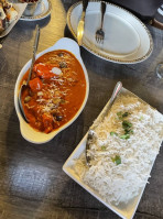 Tandoori Palace Indian Catering food