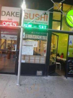 Dake Sushi food