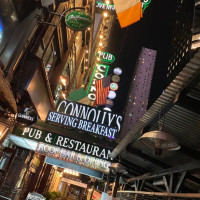 Connolly's Pub And 45th outside