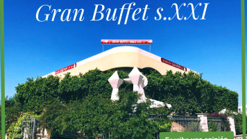 Gran Buffet S.xxi food