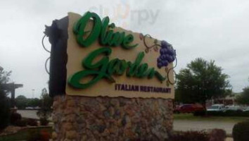 Olive Garden food