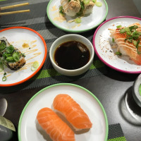 Hako Sushi Bar food