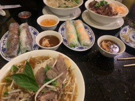 Pho Vinh Vietnamese Noodle Hse food