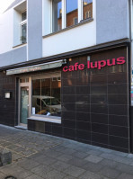 Café Lupus outside