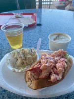 Lobster Hut food