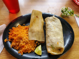 Ricos Tacos Lupe food