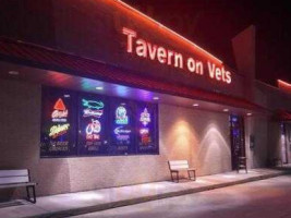The Tavern On Vets outside
