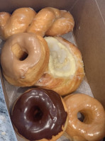 Yos Donuts food