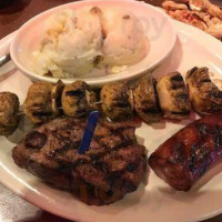 Logan's Roadhouse food