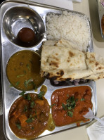 Sampurnas Indian Flavor food