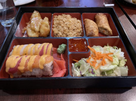 Zuki Japanese Grill And Sushi food
