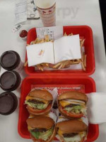 In-n-out Burger food