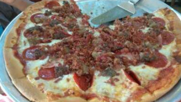 Manny's Pizza House food