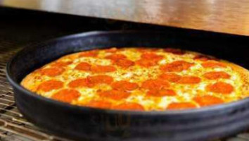 Pizzaroni Pizza Pomona, Ca food