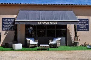Bistro Deco - Espace Gide inside