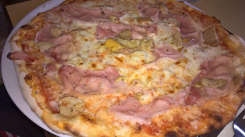 Pizzeria Ginestrino food