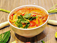 Thai Dynasty (amk Hub) food