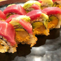 Youandi Sushi food