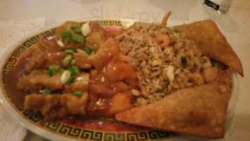 Fong's Chinese Restaurant  food