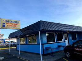 Blue Beacon And Lounge outside